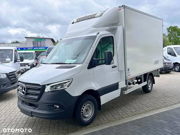 Mercedes-Benz SPRINTER - 1