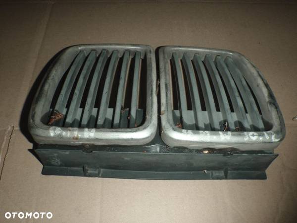 nerka grill żaluzja grill bmw e36 e30 - 17