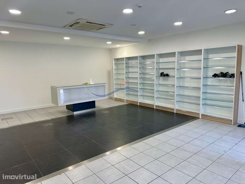 Loja- Souto da Carpalhosa e Ortigosa - Grande imagem: 2/29