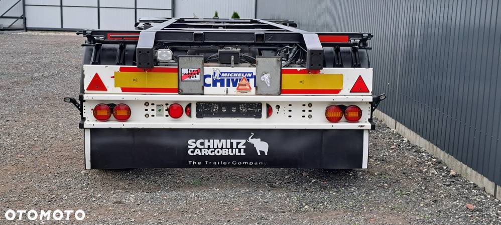 Schmitz Cargobull AWF18 - 3