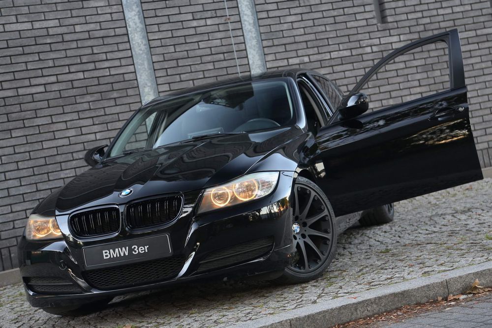 BMW 3 Series E90/E91/E92/E93 2011
