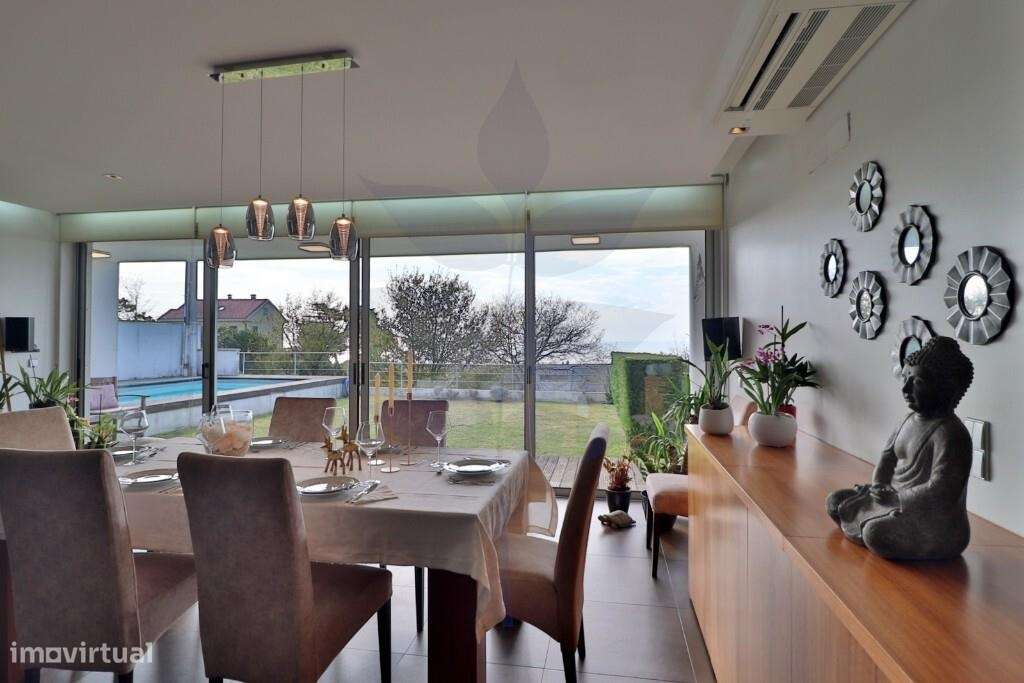 Moradia T4+Escritório na Areosa, junto à praia-52