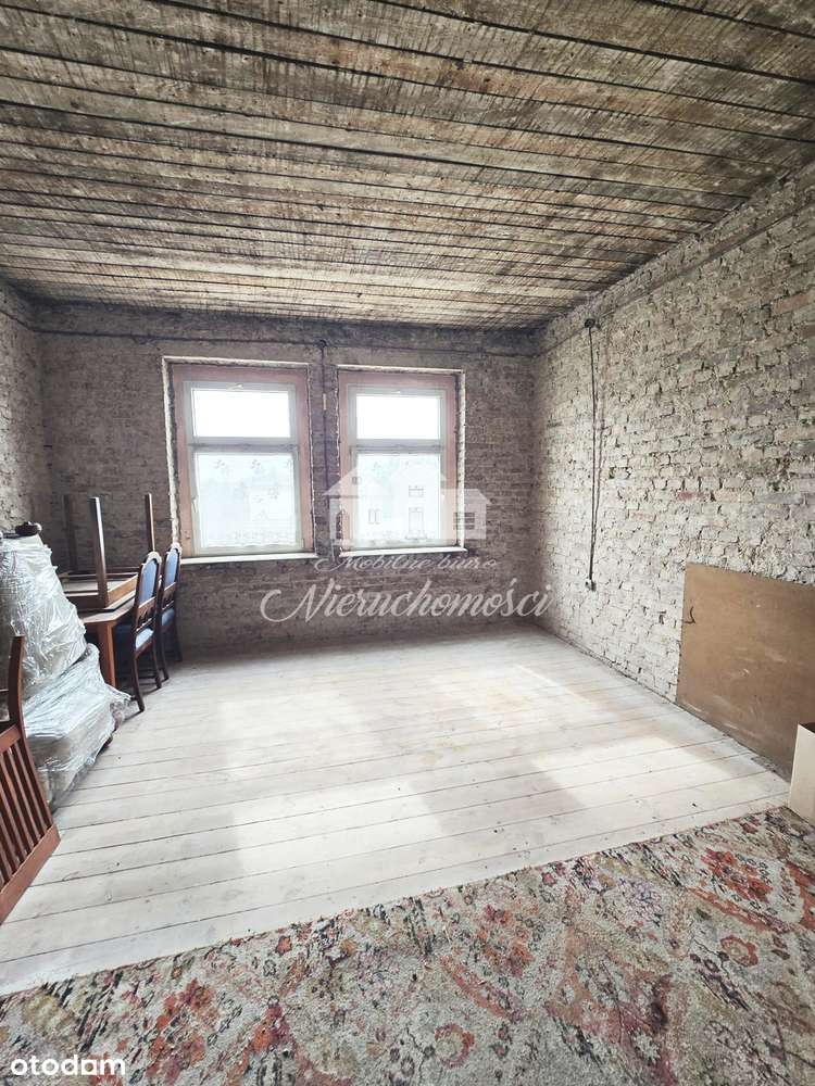 Przestronny dom z ogródkiem i dobrym dojazdem-16