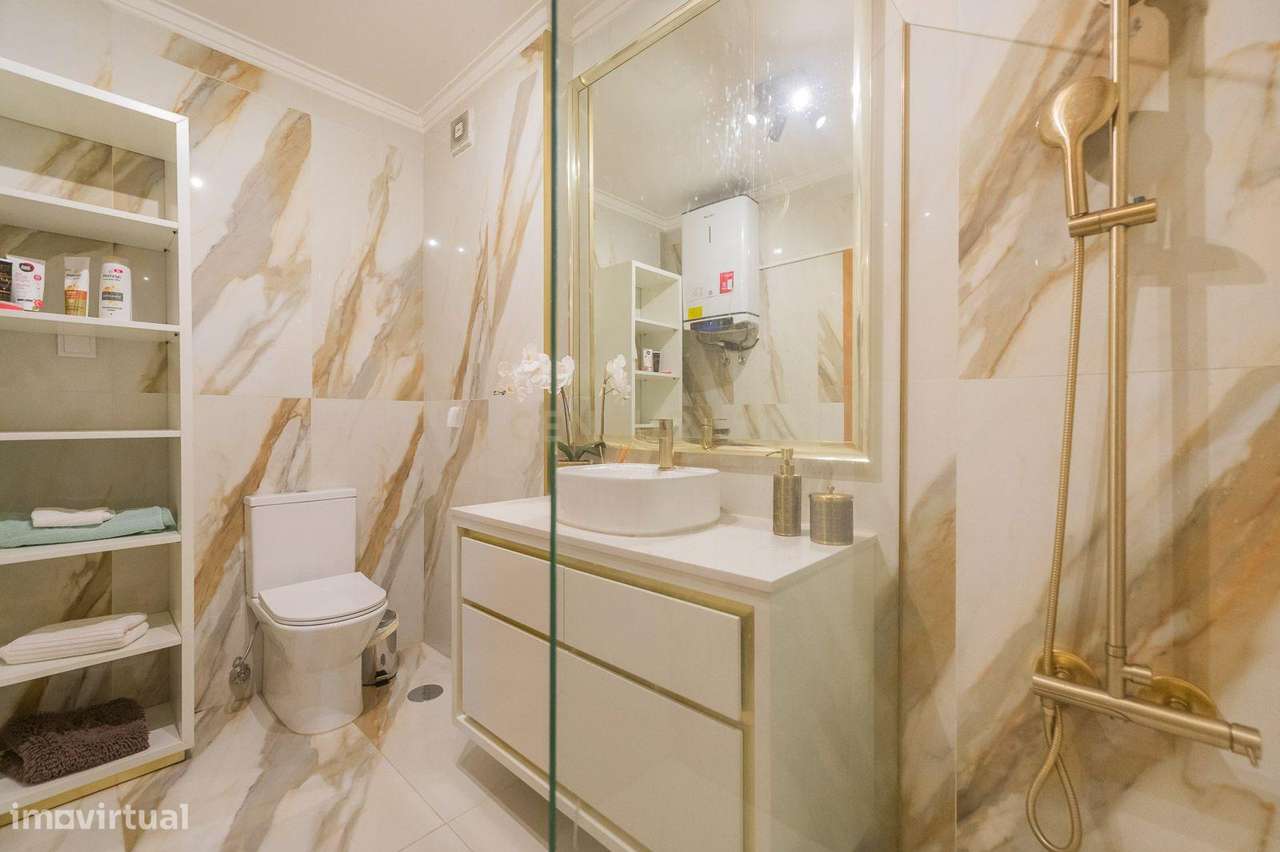 Apartamento T3 com Garagem em Loures-26