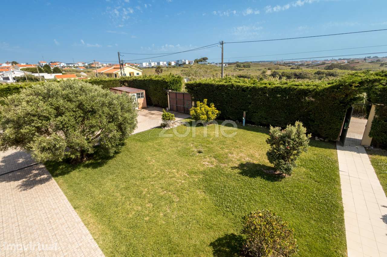 Moradia T4+2 c/ terreno urbano c/ 3070m2 - perto da praia - Grande imagem: 3/51