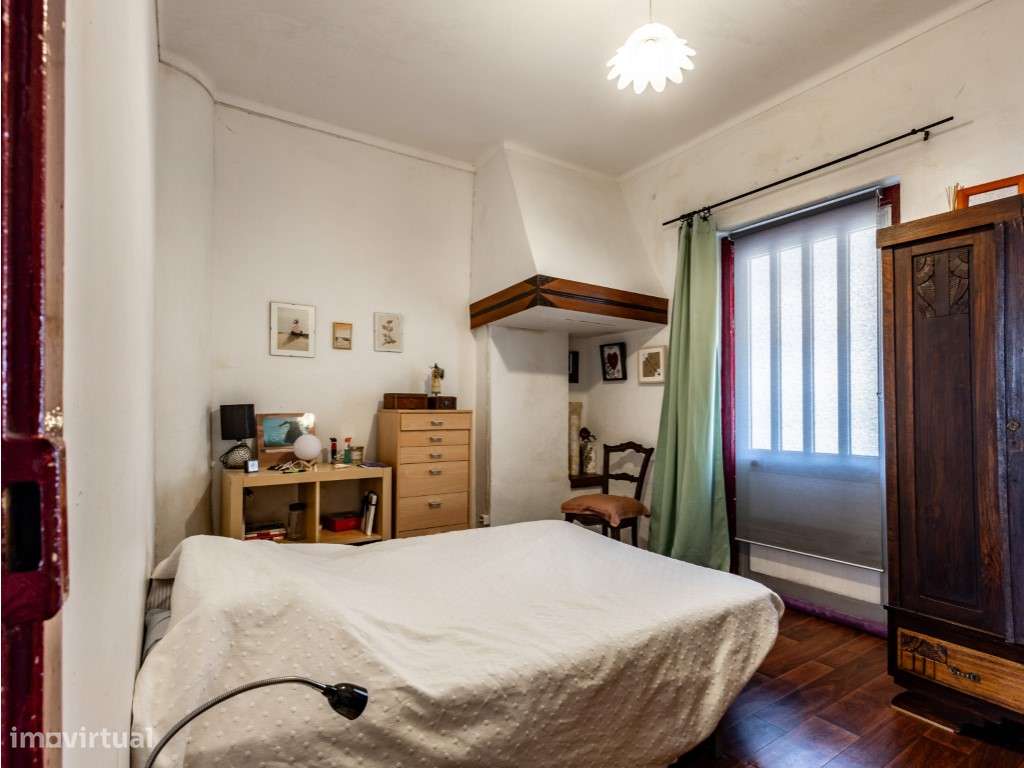 Prédio e moradia no centro de Coimbra-13