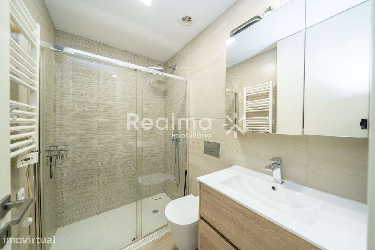 Apartamento T3 Areal- Totalmente Renovado-20