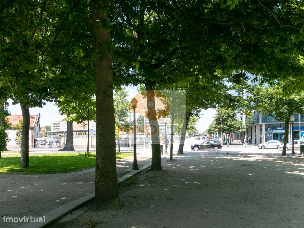 Venda Terreno Urbano Rua 5 de Outubro no Centro Histórico do Porto ...-24