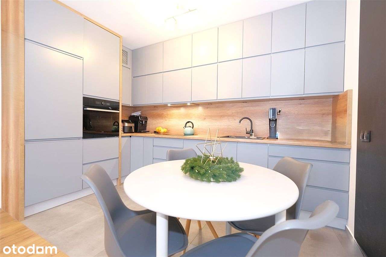 2 POKOJE NA ZAMKNIĘTYM OSIEDLU, W CENIE umeblowanie i Miejsce Parking-4