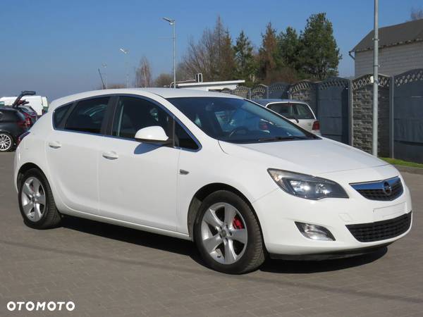 Opel Astra 1.3 CDTI DPF ecoFLEX Edition - 9