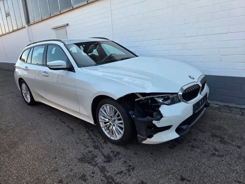 BMW 3 Series G20/G21 (2019-) 320d Sport Line Shadow 2022