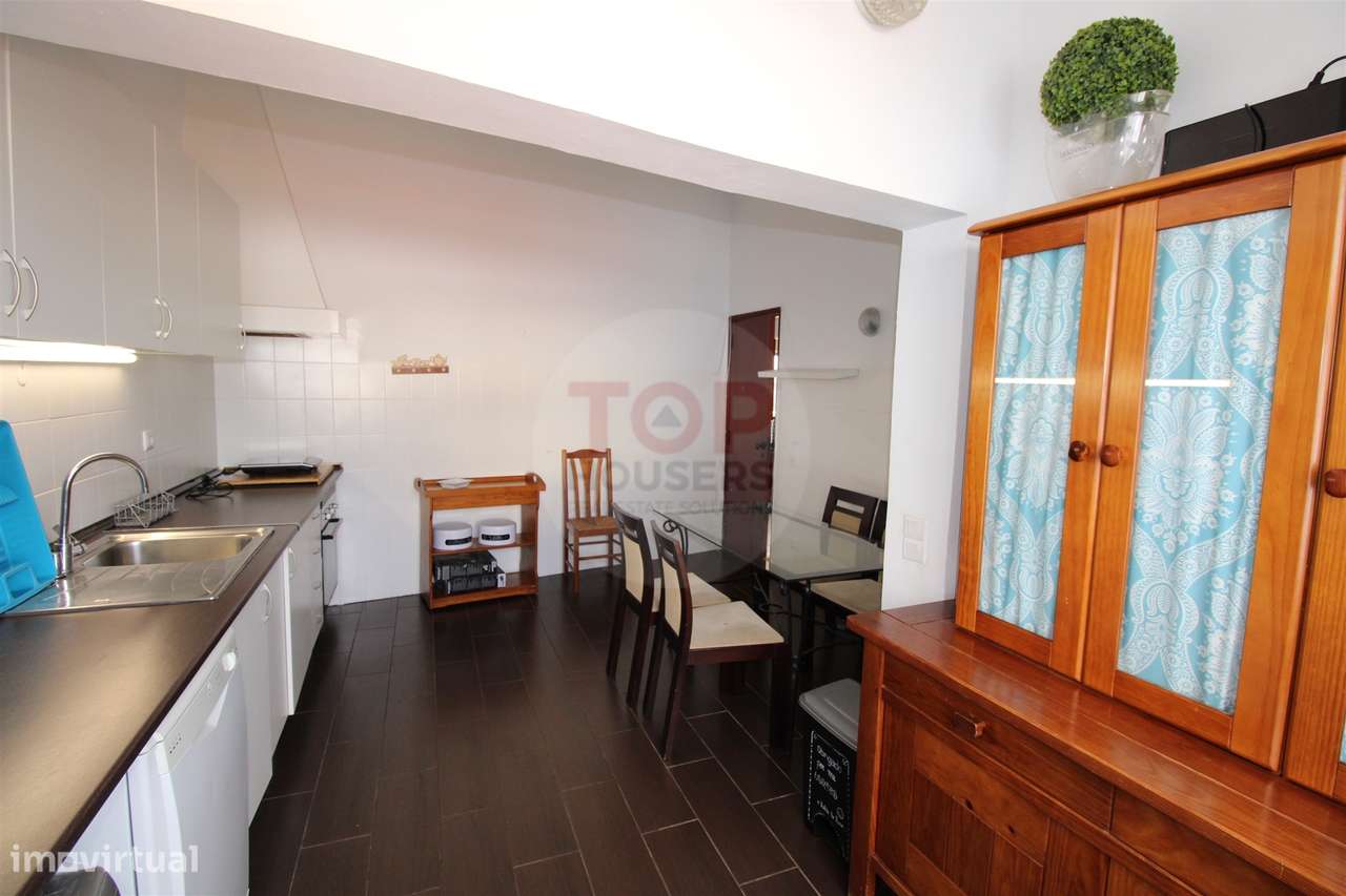 Apartamento T2 - Primeiro andar de Moradia Bi-Familiar-15