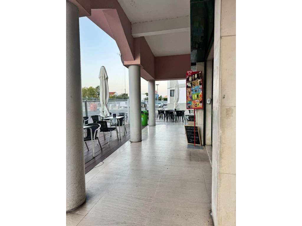 Trespasse Pastelaria/Café/Snack Bar-13