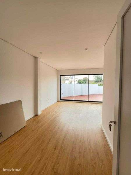 Excelente oportunidade T1 remodelado - Grande imagem: 4/12