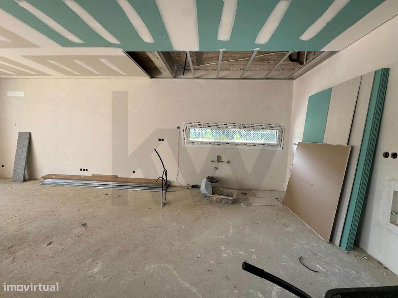 Moradia T3+1 Exclusiva com Piscina Junto ao Pinhal da Aroeira-18