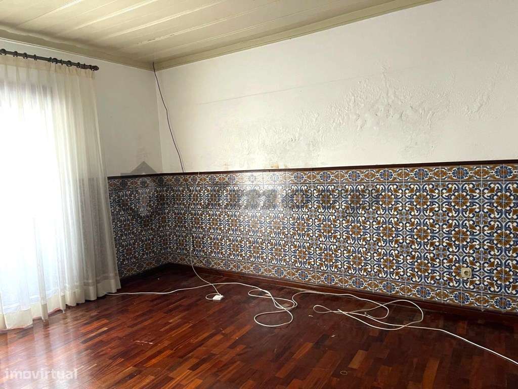 Moradia T7 localizada na Vila de Ourique - Grande imagem: 4/26