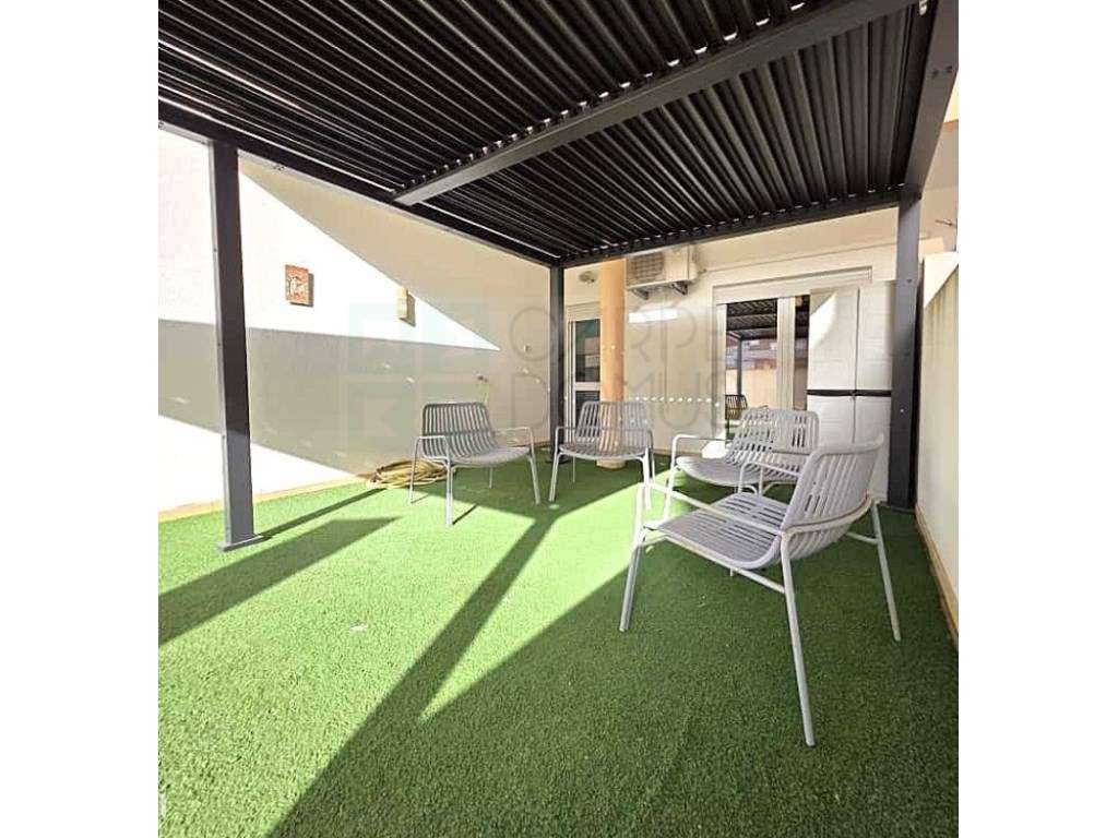 Apartamento T2 com terraço e garagem no centro de Monte Gordo, Alga... - Grande imagem: 4/22