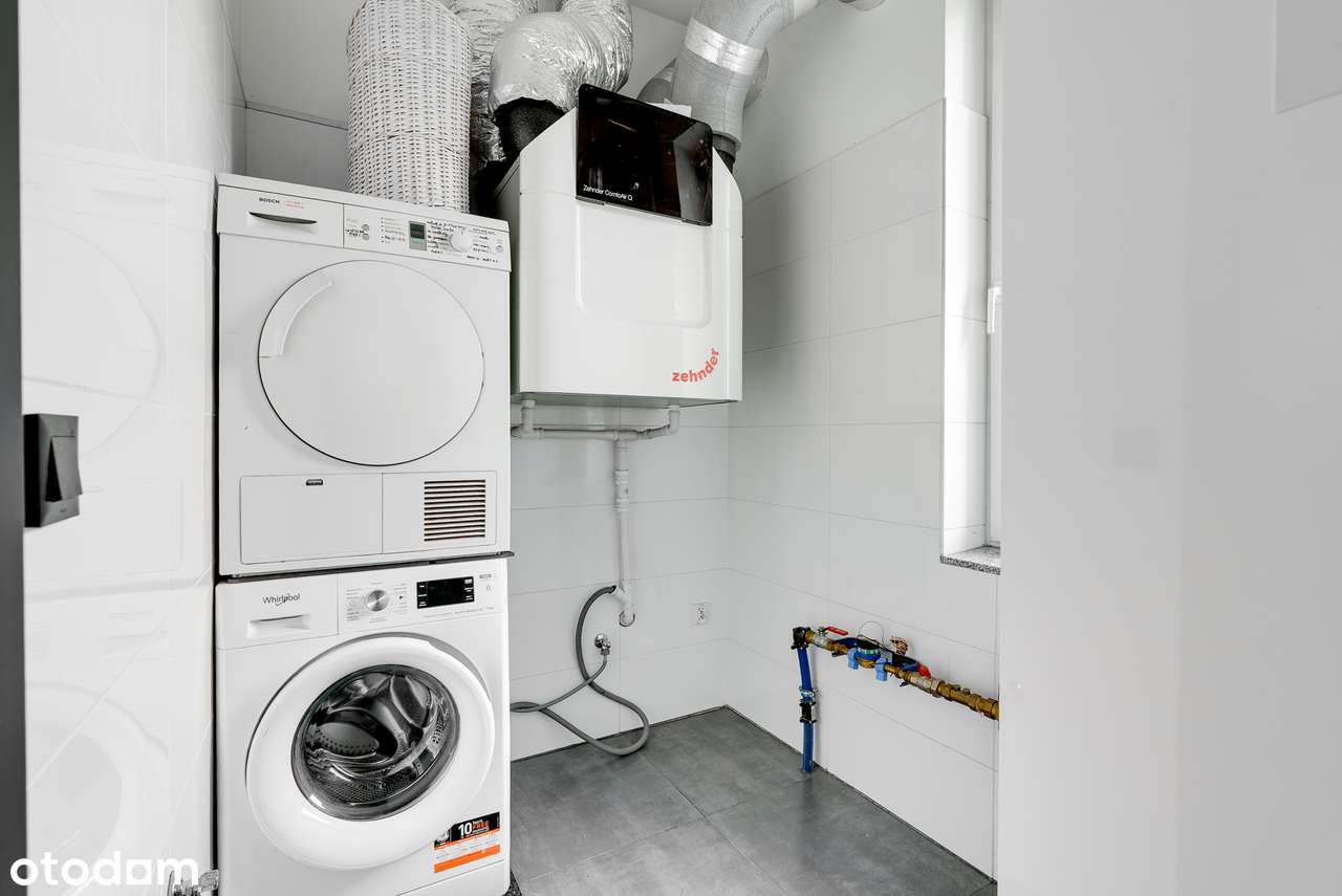 Na sprzedaż nowoczesna siedziba firmy z zapleczem magazynowo-biurowym.-15