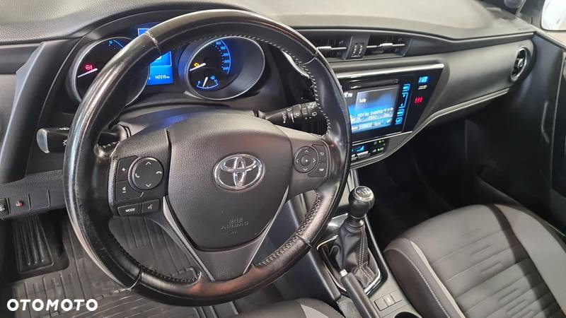 Toyota Auris 1.6 Premium Comfort - 16