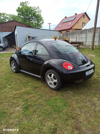 Volkswagen New Beetle 1.6 - 6