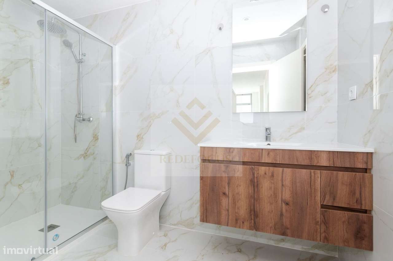 T2 duplex renovado com 122m² em Argoncilhe-6