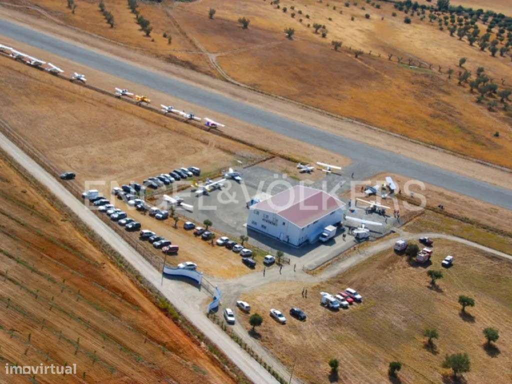 Herdade única com aeródromo privado - Grande imagem: 4/60