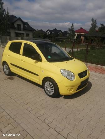 Kia Picanto - 1