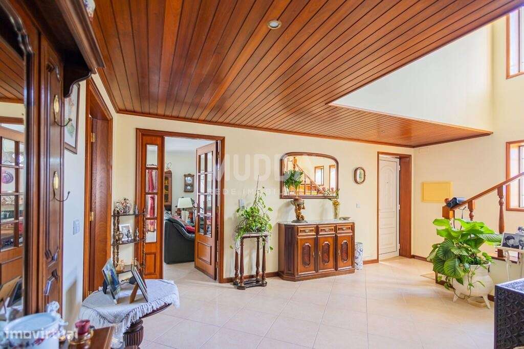 Moradia T4 à venda em Mataduços, Esgueira, Aveiro – Espaço, Conforto e-32