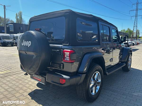 Jeep Wrangler - 5