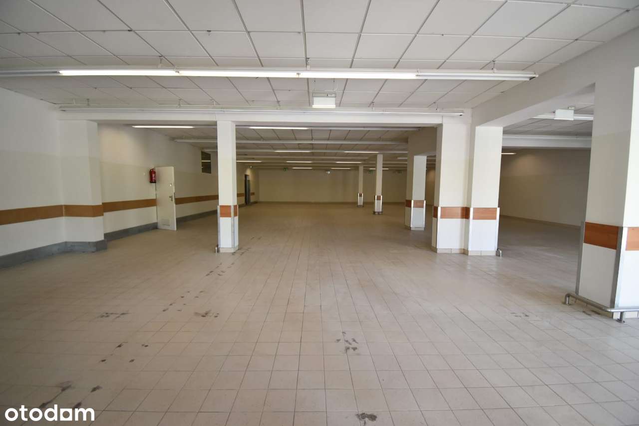 OBIEKT HANDLOWO - USŁUGOWY 1340m2 BOLESŁAWIEC-1