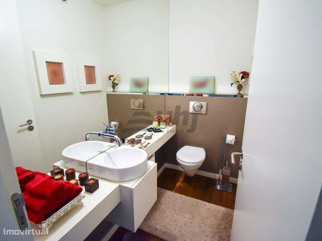 Apartamento T5 localizado no condomínio Jardim das Camélias - Gaia/...-33