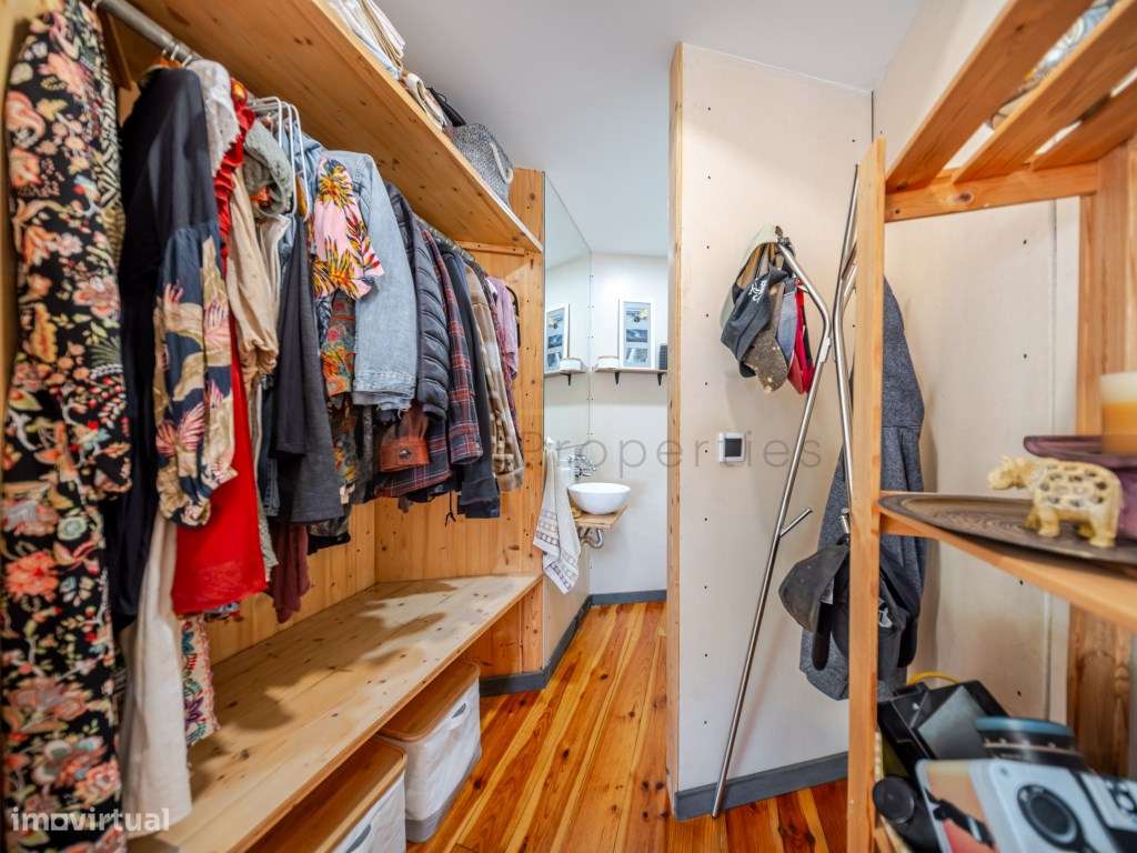 Apartamento T2+1 Santo Antonio | 2º Andar | Perto Praia-33