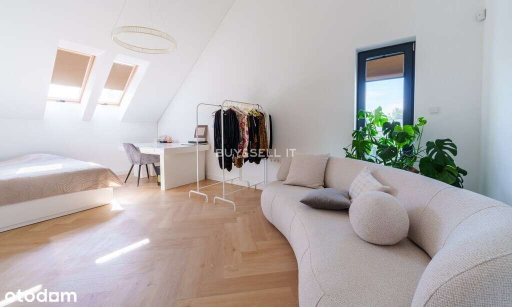 Nowoczesny dom po kapitalnym remoncie-13