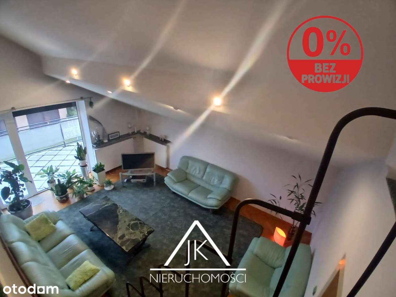 Dom  wielo lub jednorodzinny z Parterem na Wynajem lub Działalność.-3