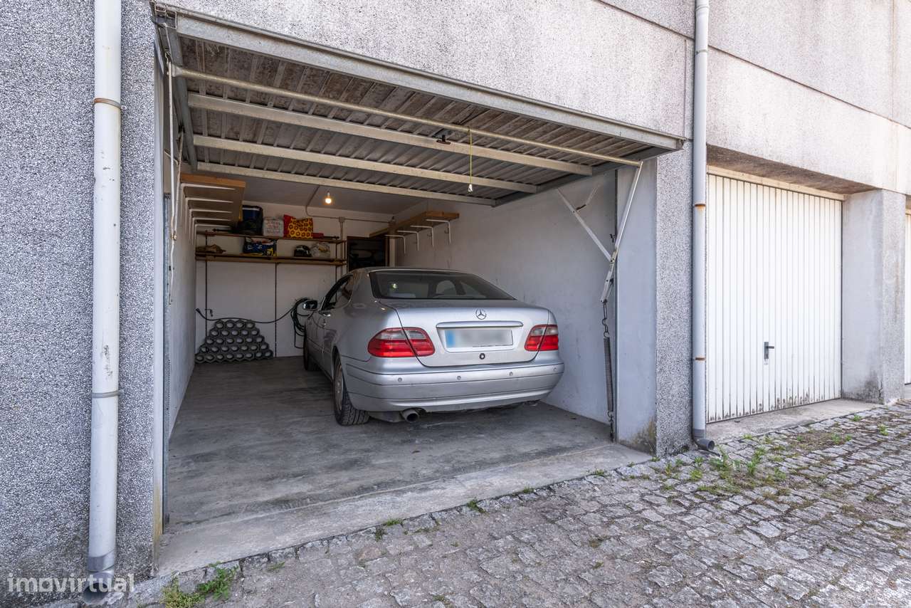 Apartamento T3 Centro da Lixa-25