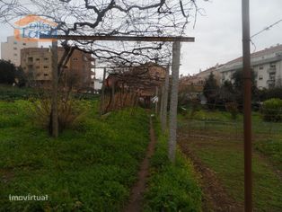 Terreno a Santo Ovídio com 11.000 m2 3 Frentes de Rua