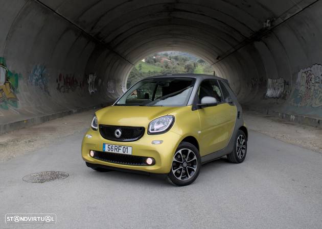 Smart Fortwo Cabrio 1.0 71 Passion Aut. - 1