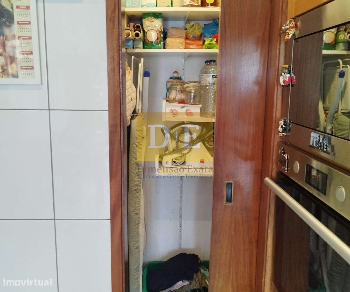 Andar Moradia T3 com Grande Terreno em Zona Estratégica de Perafita-16