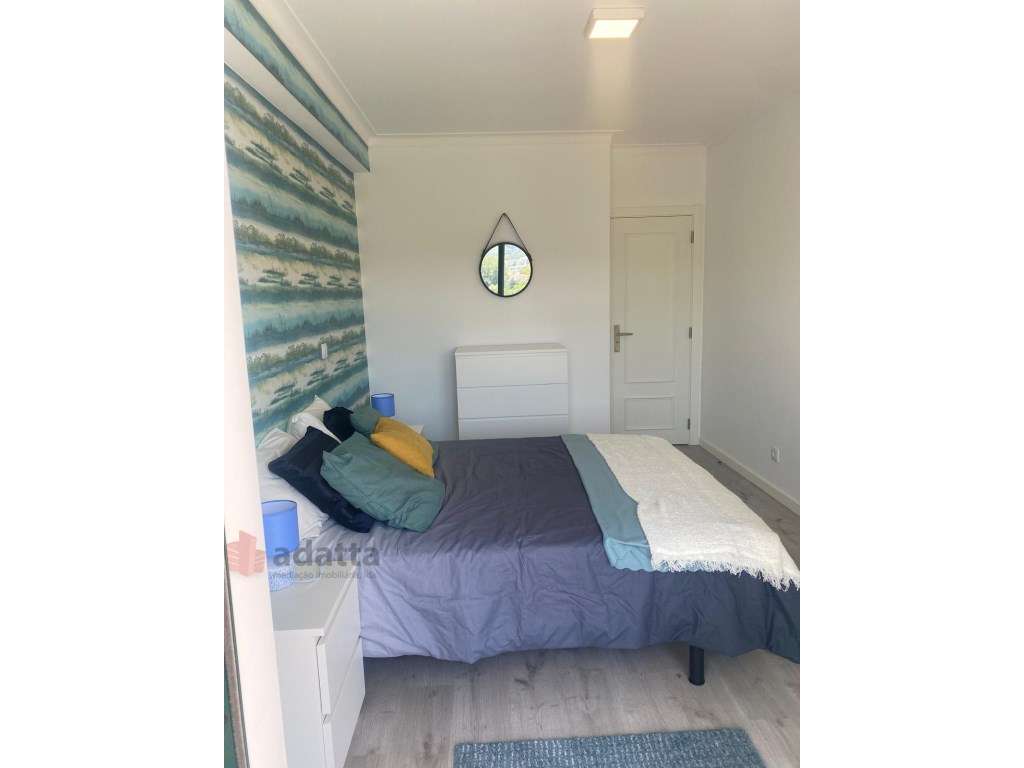 T1 Mobilado e Equipado com Ampla Varanda - Junto à Rua do Brasil e ... - Grande imagem: 5/20