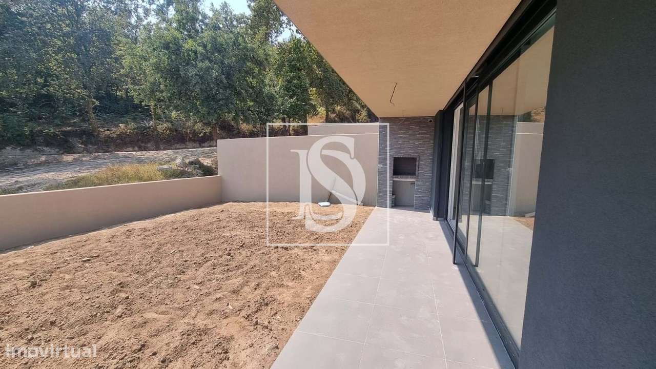 Vivendas T3 em banda situadas em Lanhoso- Póvoa de Lanhoso-14