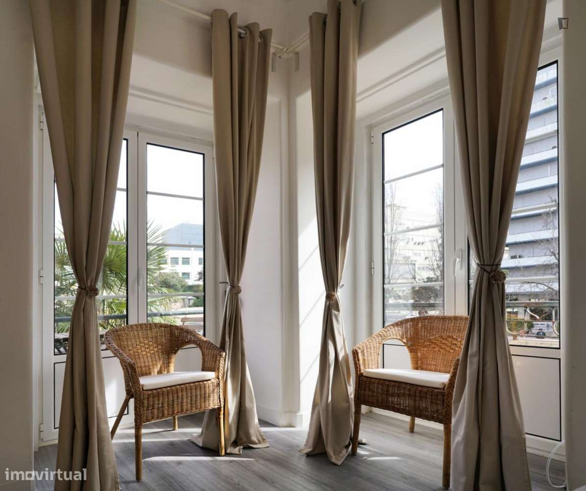 Apartamento com 7 quartos - localizado em Alameda Lisbon - Grande imagem: 3/6