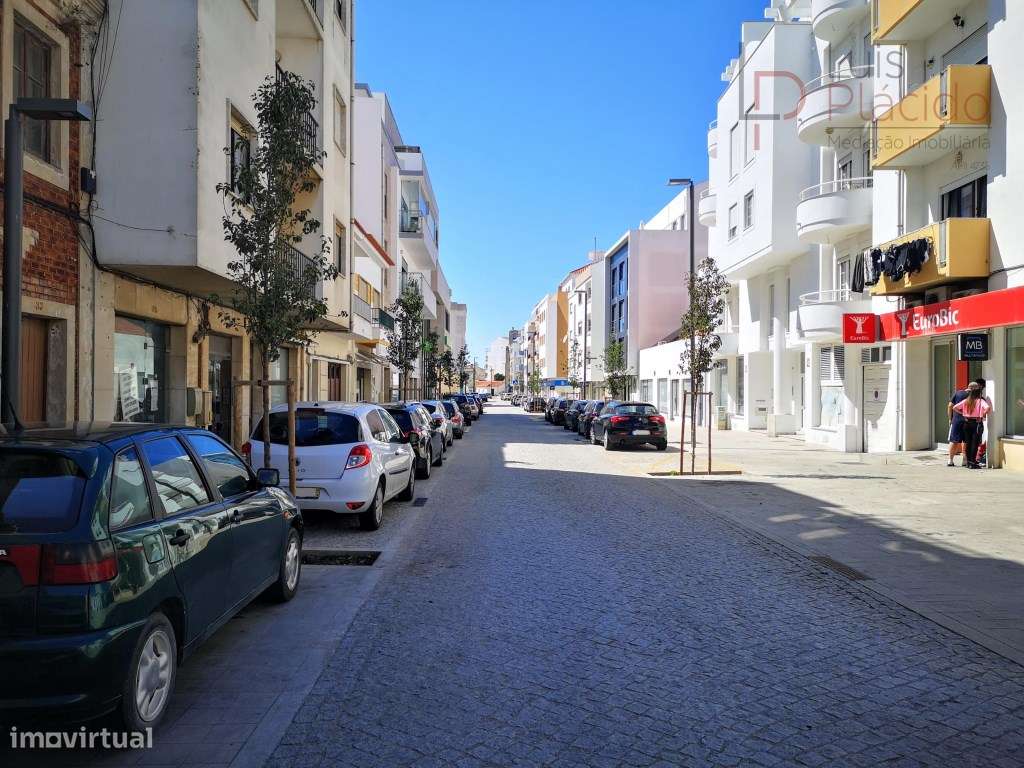 Edifício com 3 espaços comerciais - Grande imagem: 5/5