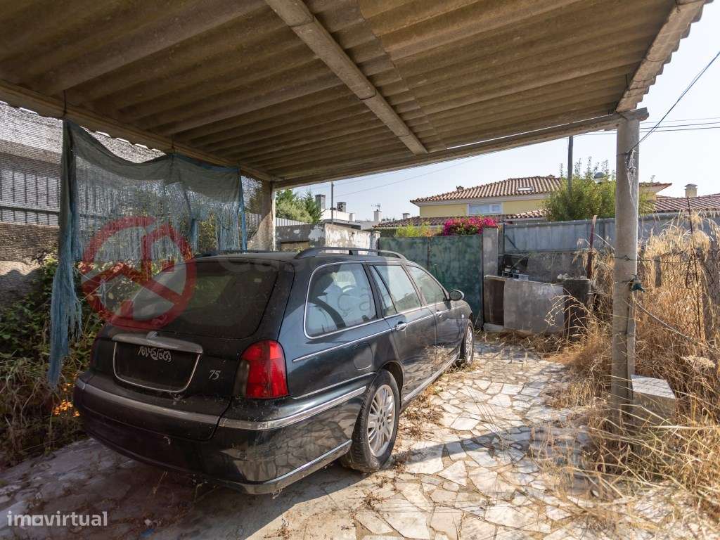 Terreno com Benfeitoria em Aldeia de Oleiros, Azeitão - Grande imagem: 3/19