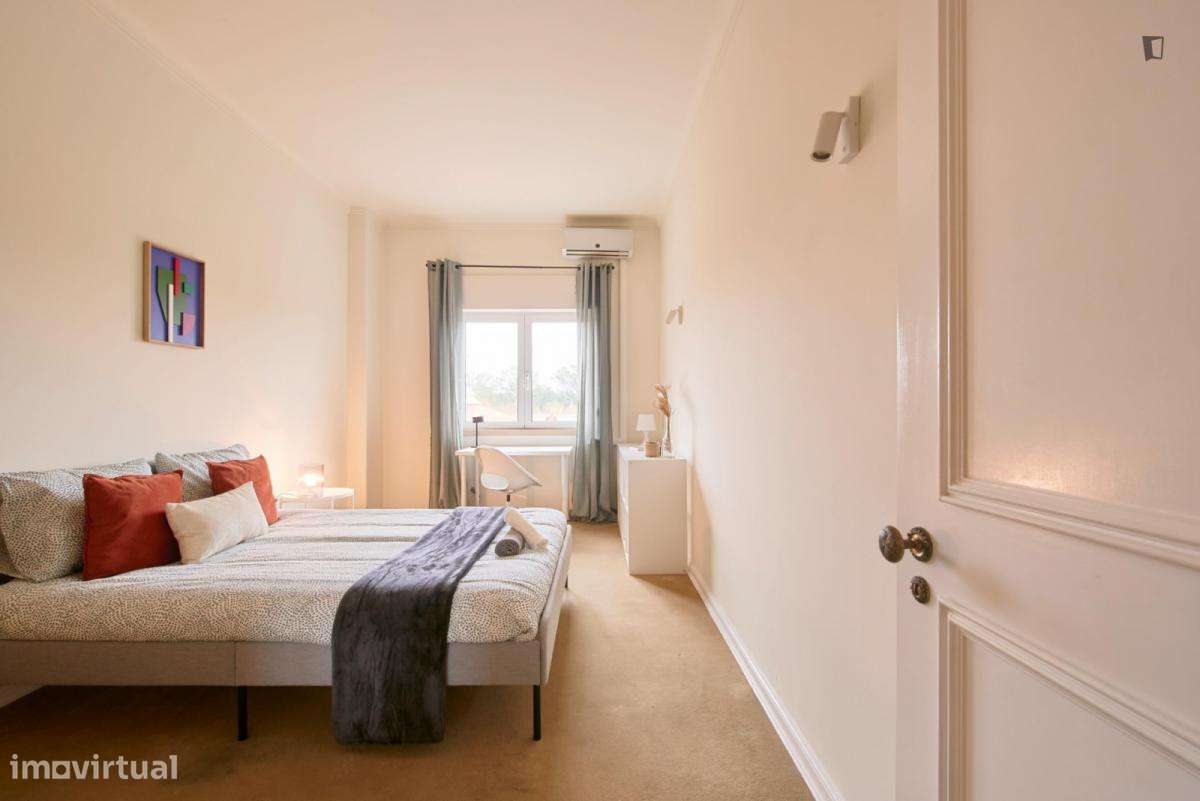 Quarto - localizado em Telheiras Lisbon - Grande imagem: 5/54