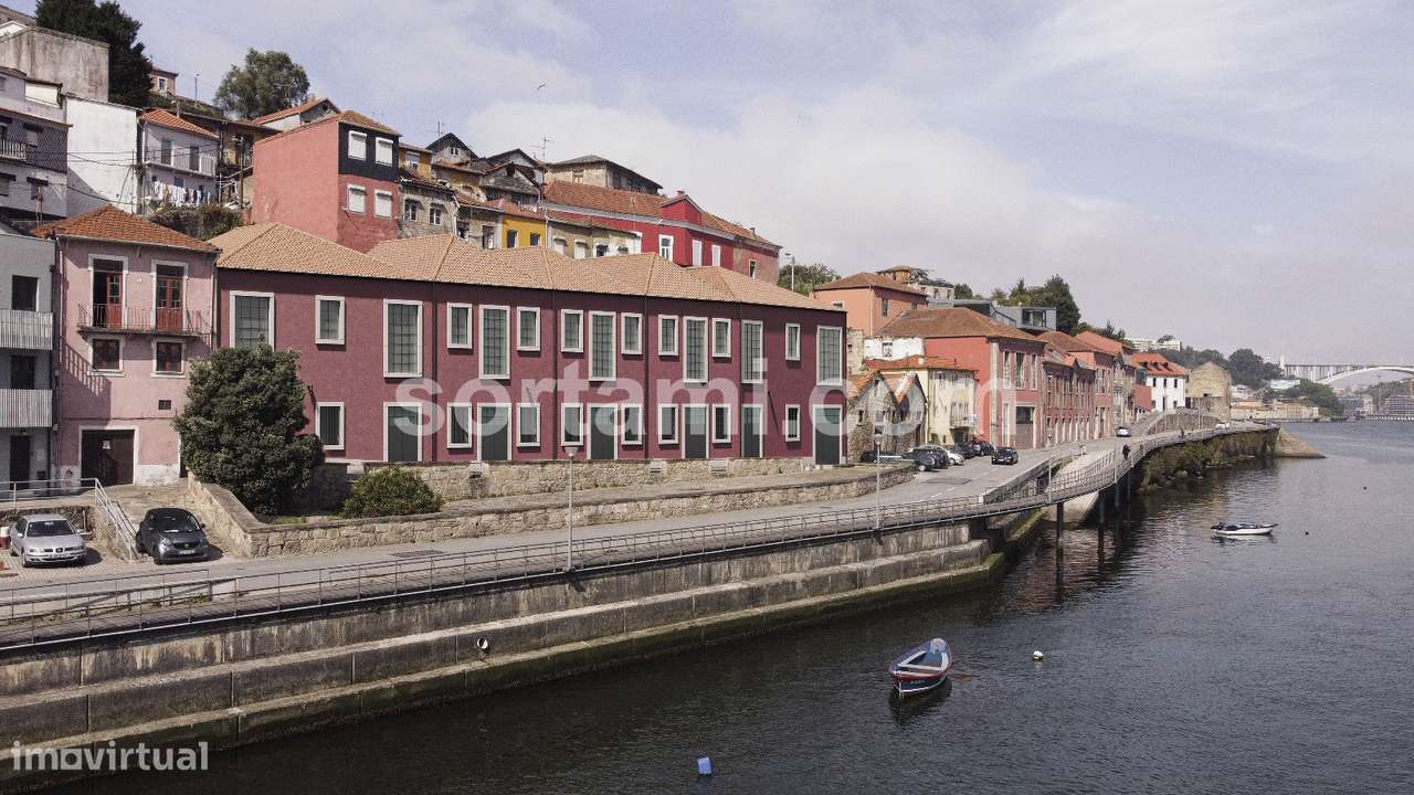 Loja  Venda em Santa Marinha e São Pedro da Afurada,Vila Nova de Gaia - Grande imagem: 1/2