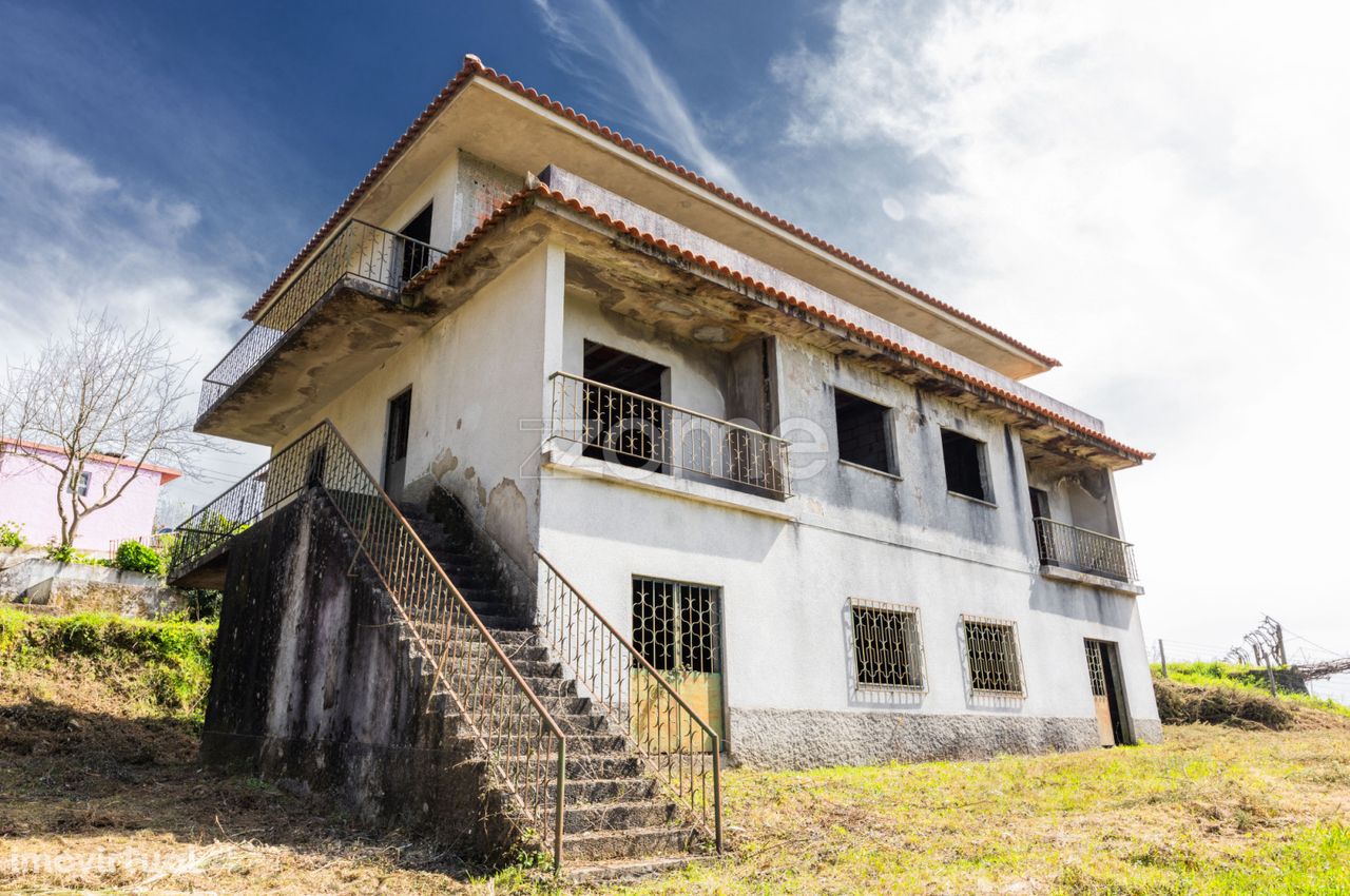 Terreno c/ benfeitoria c/ 1350m2 em Anais, Ponte de Lima