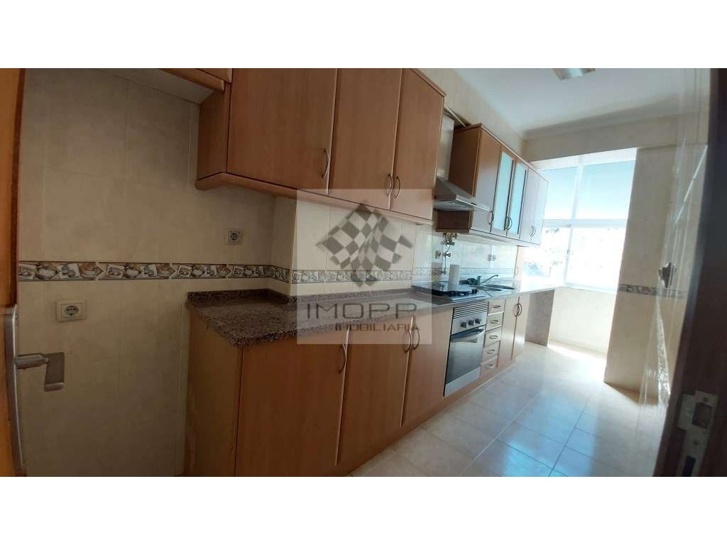 Apartamento T1 em Campo de Ourique - Grande imagem: 5/20