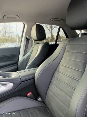 Mercedes-Benz GLE 300 d mHEV 4-Matic AMG Line - 13