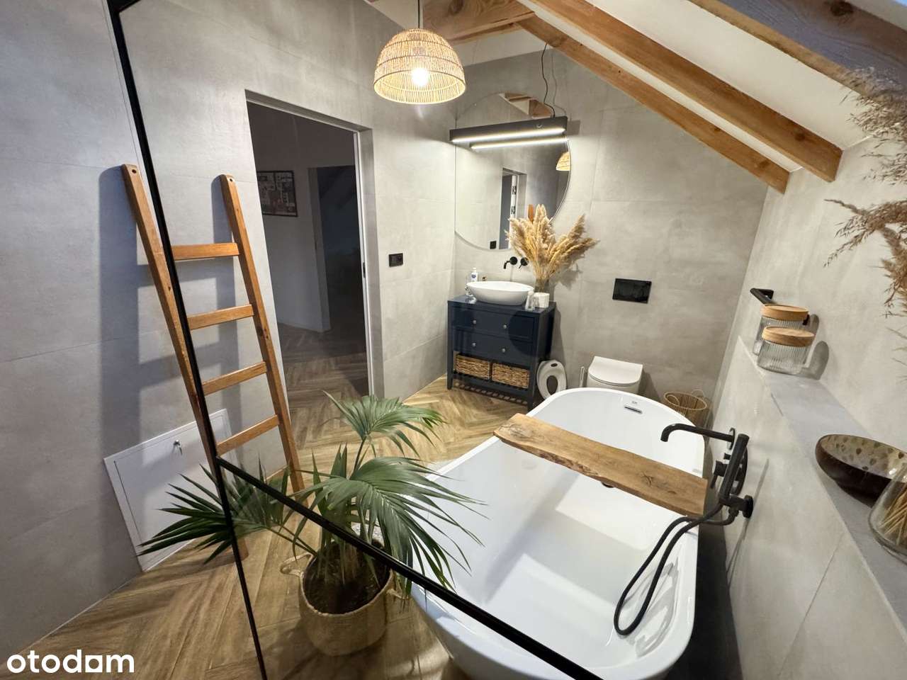 Wyjątkowy i nowoczesny dom samowytarczalny z antresolą, Lusówko-12