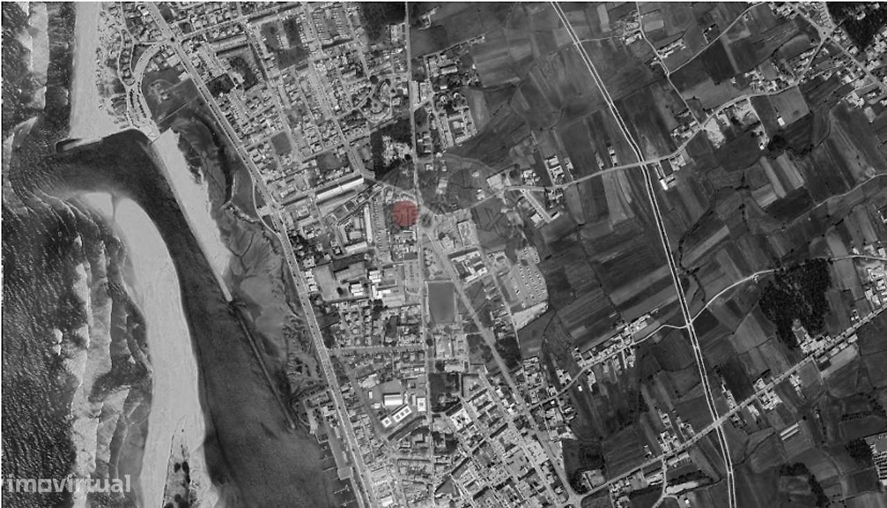 Moradia T4 para venda-5